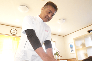 院長　下倉剛士